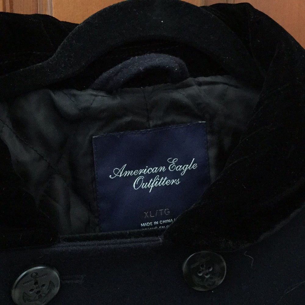 Its FALL YALL☕️🍂🦉Classic double breasted peacoat